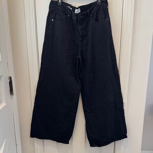 Universal Thread Charcoal Wide-Leg Pants